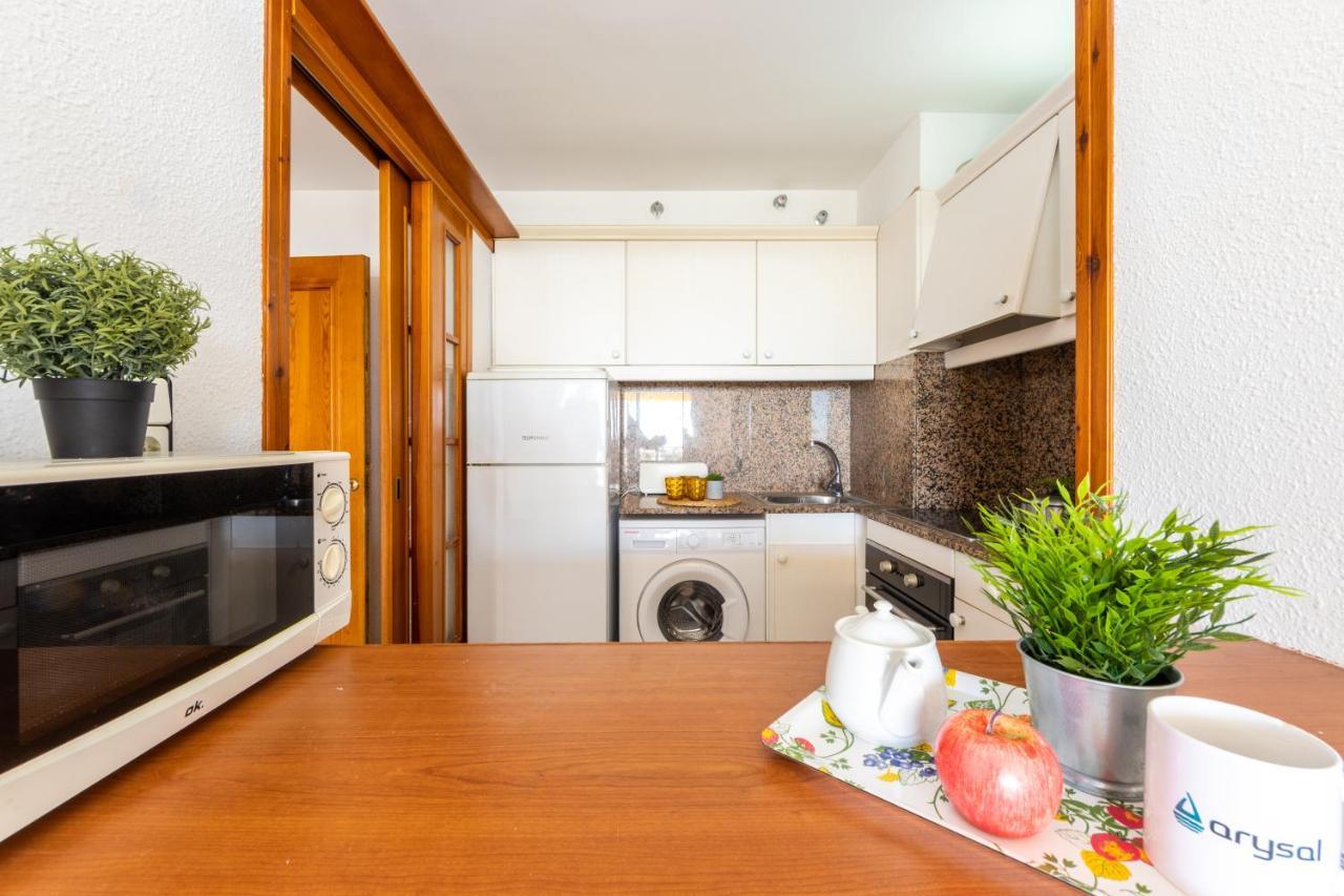 Novelty 2 Habitaciones Vista Al Mar 살루 외부 사진